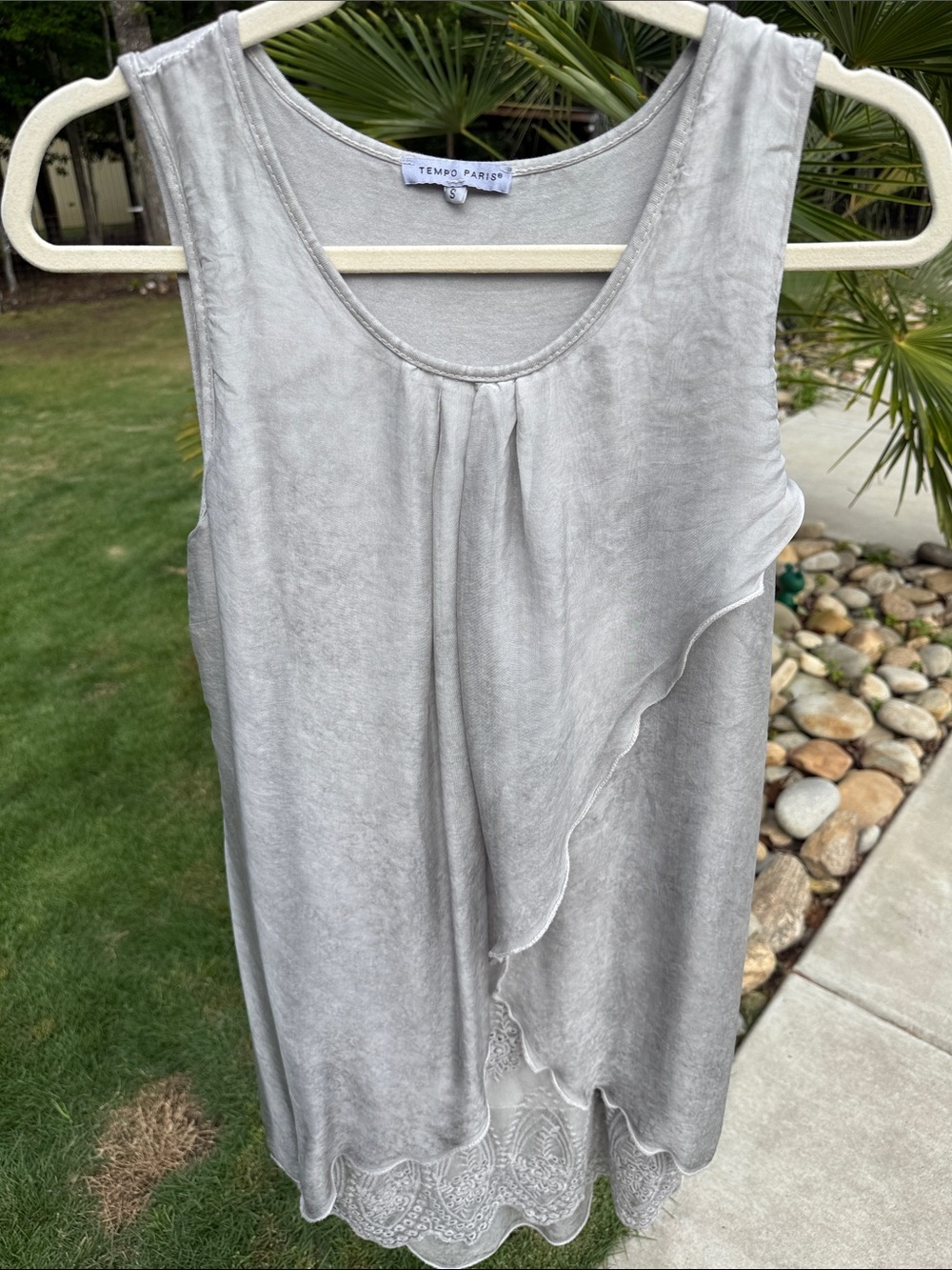Tempo Paris Soft Gray Layered Sleeveless Dress small